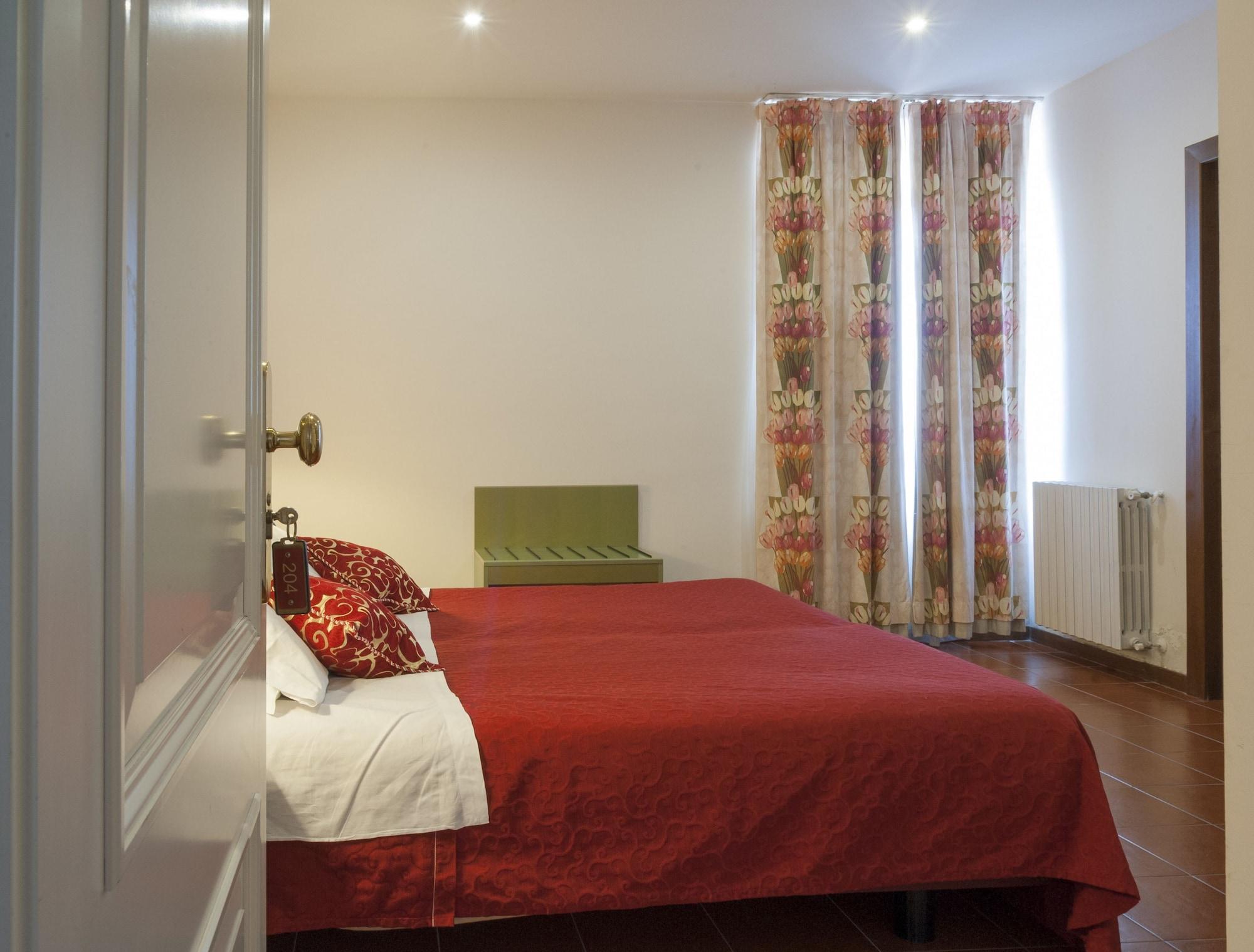 Hotel Villa Del Cardinale Norma Luaran gambar