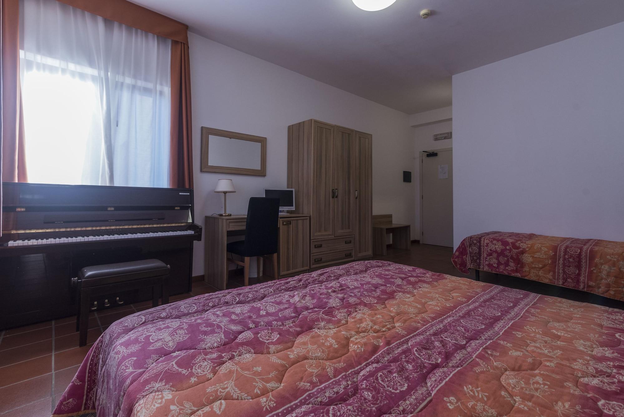 Hotel Villa Del Cardinale Norma Luaran gambar