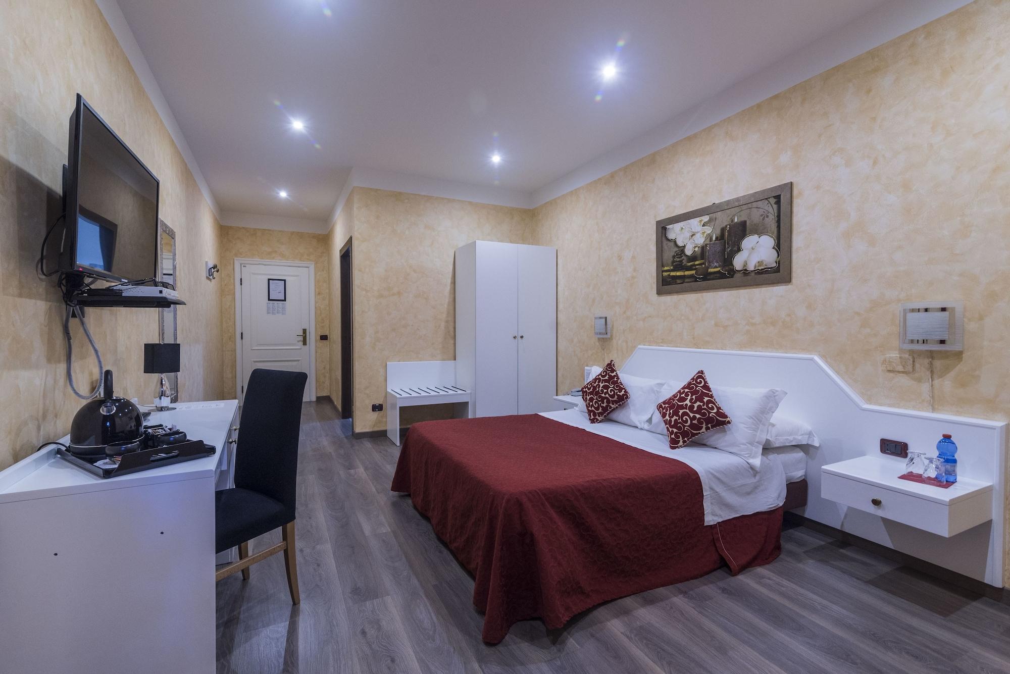 Hotel Villa Del Cardinale Norma Luaran gambar