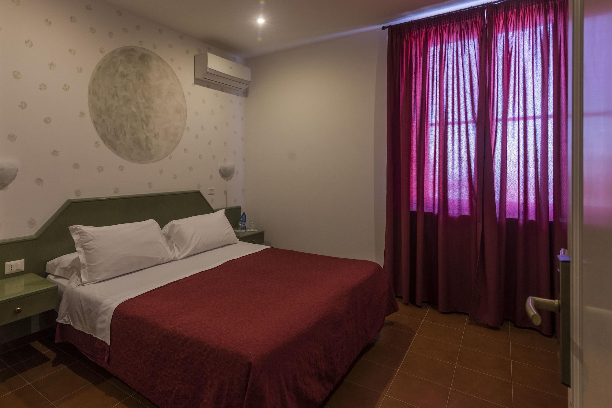 Hotel Villa Del Cardinale Norma Luaran gambar